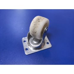 Колесо в сборе ларя морозильного Бирюса 560